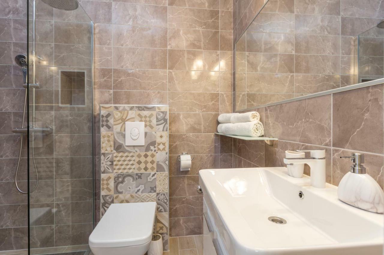 Apartments Gilve Хвар Экстерьер фото